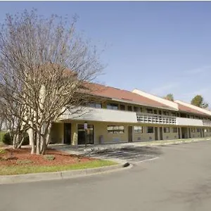 Royal Motel Charlotte